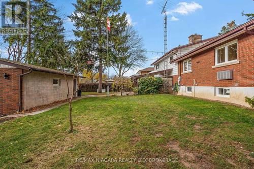 10 South Crescent, Port Colborne (878 - Sugarloaf), ON - Outdoor With Exterior