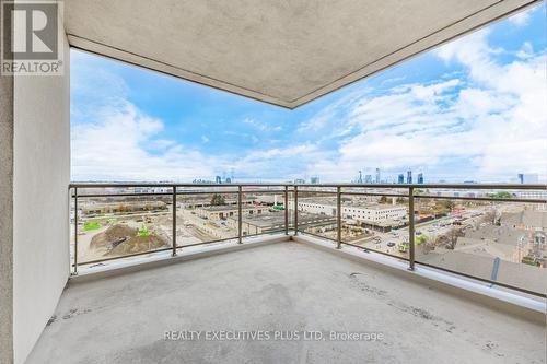 709 - 1 Leaside Park Drive, Toronto, ON - Outdoor With Balcony With View With Exterior