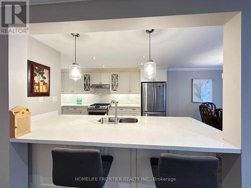 110 Elise Terrace, Toronto, ON - Indoor Photo Showing Kitchen With Double Sink With Upgraded Kitchen