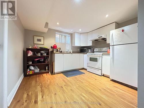 110 Elise Terrace, Toronto, ON - Indoor Photo Showing Kitchen