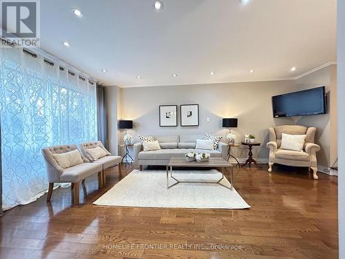 110 Elise Terrace, Toronto, ON - Indoor Photo Showing Living Room