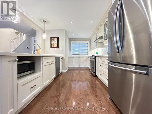 110 Elise Terrace, Toronto, ON - Indoor Photo Showing Kitchen With Upgraded Kitchen