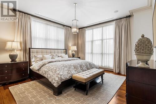 1A - 1 St Thomas Street, Toronto, ON - Indoor Photo Showing Bedroom