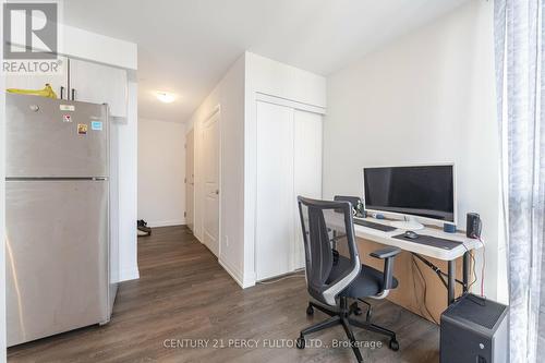 611 - 10 Meadowglen Place, Toronto, ON - Indoor Photo Showing Office