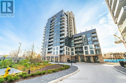 611 - 10 Meadowglen Place, Toronto, ON - Outdoor With Balcony With Facade