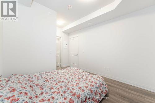 611 - 10 Meadowglen Place, Toronto, ON - Indoor Photo Showing Bedroom