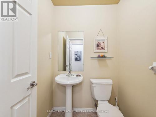 1190 Andrade Lane, Innisfil, ON - Indoor Photo Showing Bathroom