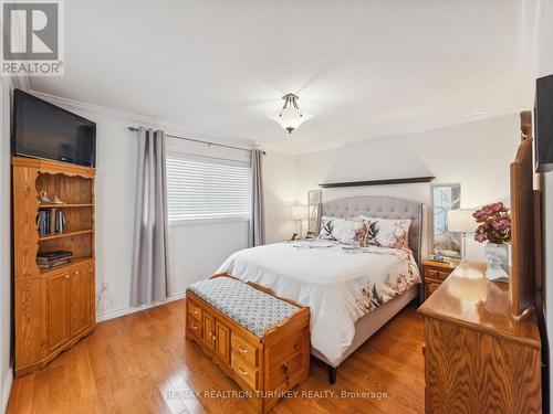 1190 Andrade Lane, Innisfil, ON - Indoor Photo Showing Bedroom