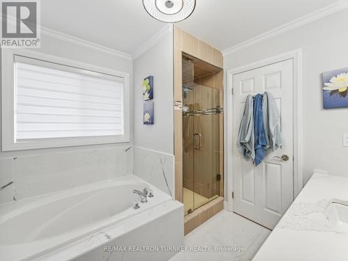 1190 Andrade Lane, Innisfil, ON - Indoor Photo Showing Bathroom