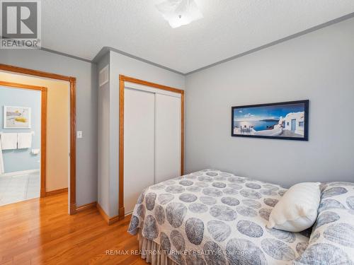 1190 Andrade Lane, Innisfil, ON - Indoor Photo Showing Bedroom