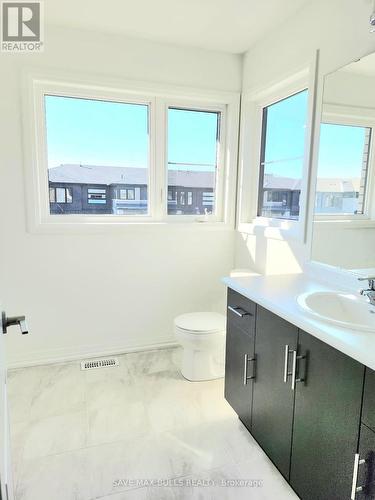 7380 Marvel Drive, Niagara Falls, ON - Indoor Photo Showing Bathroom