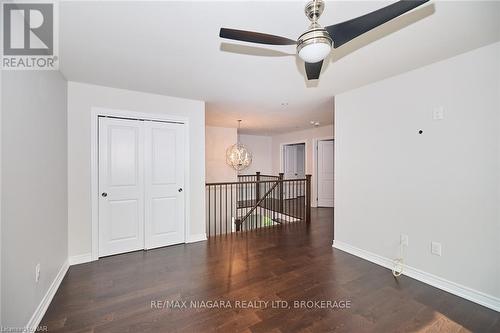 6254 Shapton Crescent, Niagara Falls, ON - Indoor Photo Showing Other Room