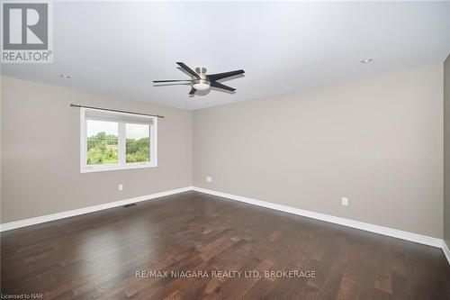 6254 Shapton Crescent, Niagara Falls, ON - Indoor Photo Showing Other Room