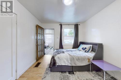 48 Moberly Street, Collingwood, ON - Indoor Photo Showing Bedroom