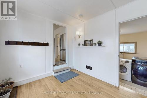 48 Moberly Street, Collingwood, ON - Indoor Photo Showing Laundry Room