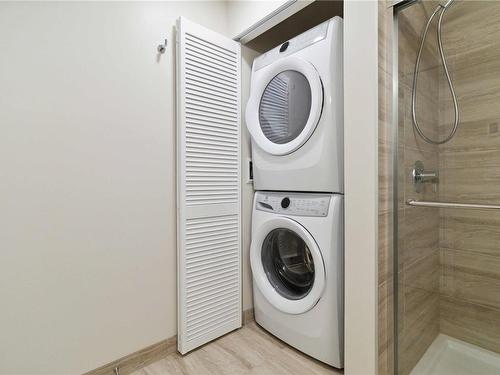 604-6609 Goodmere Rd, Sooke, BC - Indoor Photo Showing Laundry Room