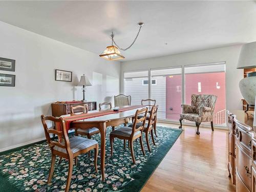 604-6609 Goodmere Rd, Sooke, BC - Indoor Photo Showing Dining Room