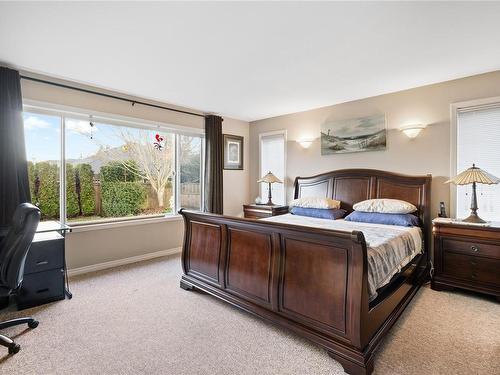 1097 Sunrise Dr, Qualicum Beach, BC 