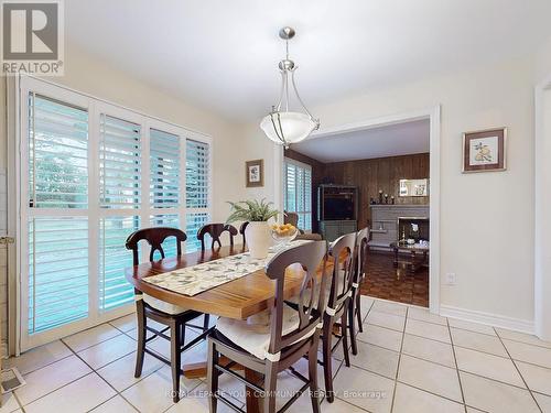 18 Courtsfield Crescent, Toronto, ON - Indoor Photo Showing Dining Room