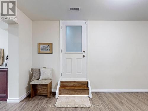 18 Courtsfield Crescent, Toronto, ON - Indoor Photo Showing Other Room