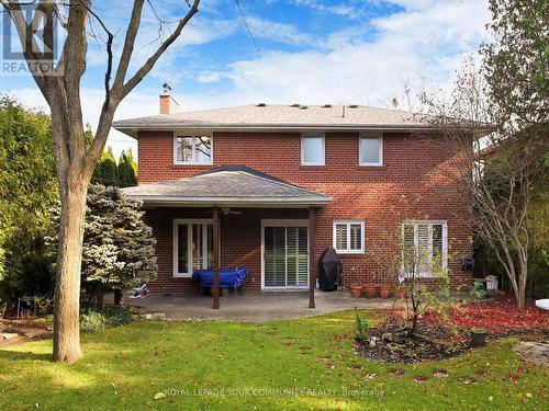 18 Courtsfield Crescent, Toronto, ON - Outdoor