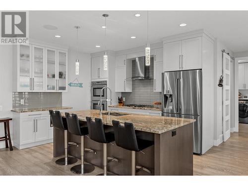 3490 Shayler Road, Kelowna, BC - Indoor Photo Showing Kitchen With Upgraded Kitchen