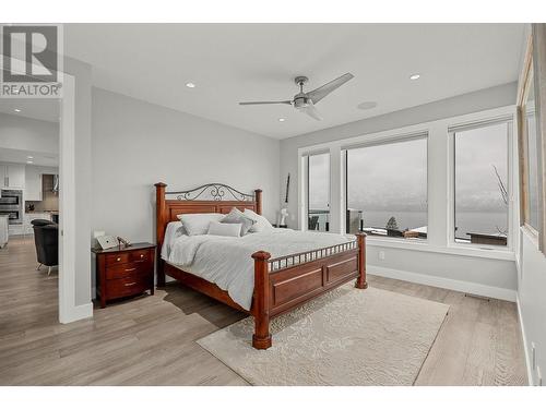 3490 Shayler Road, Kelowna, BC - Indoor Photo Showing Bedroom