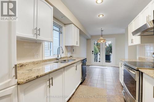 95 Springcreek Crescent, Ottawa, ON - Indoor Photo Showing Kitchen With Double Sink