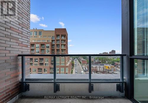 1808 Saint Clair Avenue, Toronto, ON - Outdoor