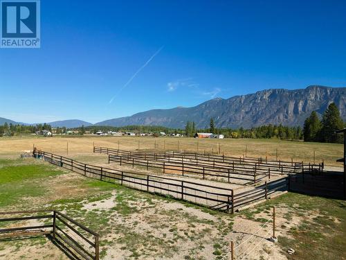 552 Wellspring Road, Creston, BC - Outdoor With View