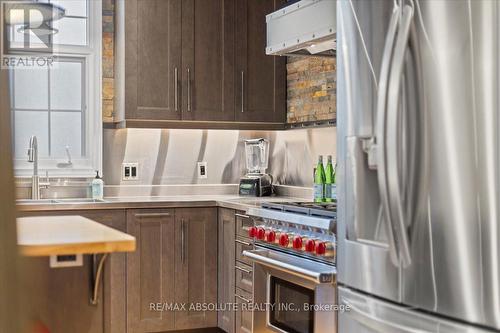 54 Stonecroft Terrace, Ottawa, ON - Indoor Photo Showing Kitchen With Double Sink