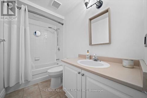 54 Stonecroft Terrace, Ottawa, ON - Indoor Photo Showing Bathroom