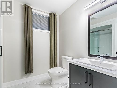 3931 Mitchell Crescent, Niagara Falls, ON - Indoor Photo Showing Bathroom