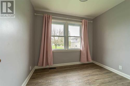 1101 Brantford Hwy S, Cambridge, ON - Indoor Photo Showing Other Room