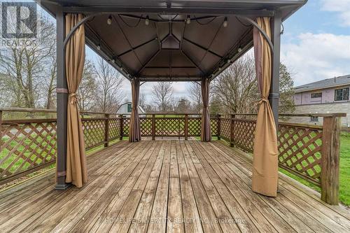 1101 Brantford Hwy S, Cambridge, ON - Outdoor With Deck Patio Veranda With Exterior