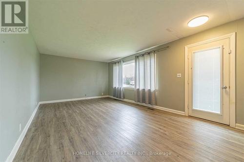 1101 Brantford Hwy S, Cambridge, ON - Indoor Photo Showing Other Room