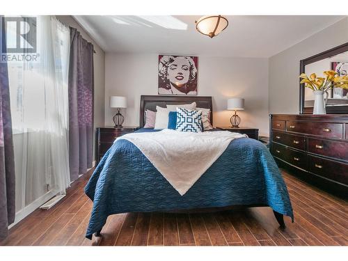 2404 Wiltse Drive, Penticton, BC - Indoor Photo Showing Bedroom