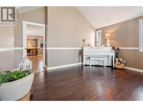 2404 Wiltse Drive, Penticton, BC - Indoor