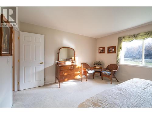 5888 Okanagan Landing Road Unit# 18, Vernon, BC - Indoor Photo Showing Bedroom