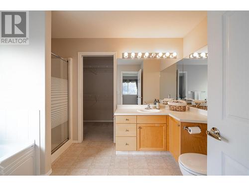 5888 Okanagan Landing Road Unit# 18, Vernon, BC - Indoor Photo Showing Bathroom