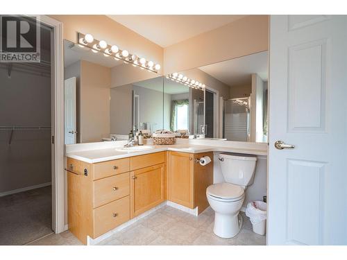 5888 Okanagan Landing Road Unit# 18, Vernon, BC - Indoor Photo Showing Bathroom