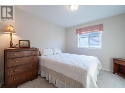 5888 Okanagan Landing Road Unit# 18, Vernon, BC - Indoor Photo Showing Bedroom