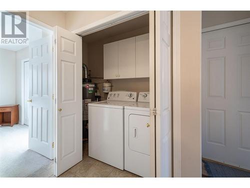 5888 Okanagan Landing Road Unit# 18, Vernon, BC - Indoor Photo Showing Laundry Room