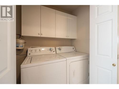 5888 Okanagan Landing Road Unit# 18, Vernon, BC - Indoor Photo Showing Laundry Room