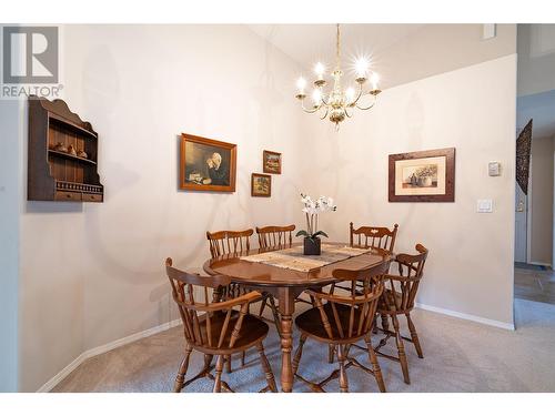 5888 Okanagan Landing Road Unit# 18, Vernon, BC - Indoor Photo Showing Dining Room