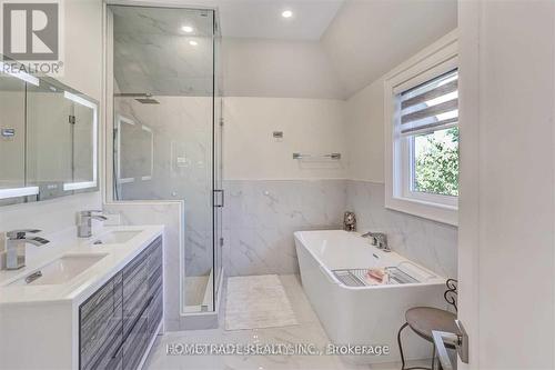 53 Culnan Avenue E, Toronto, ON - Indoor Photo Showing Bathroom