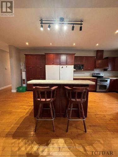 1632 2 & 3 Concession, Cochrane, ON - Indoor Photo Showing Kitchen