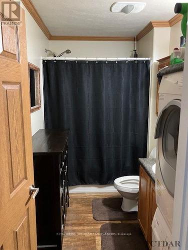 177 Remi Crescent, Timmins (Trailer Parks), ON - Indoor Photo Showing Laundry Room