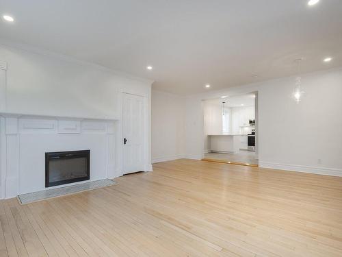 Salon - 436 Rue Main, Hudson, QC - Indoor Photo Showing Living Room With Fireplace