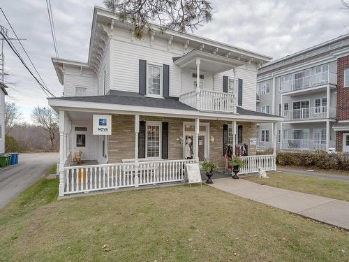 FaÃ§ade - 436 Rue Main, Hudson, QC - Outdoor With Deck Patio Veranda With Facade